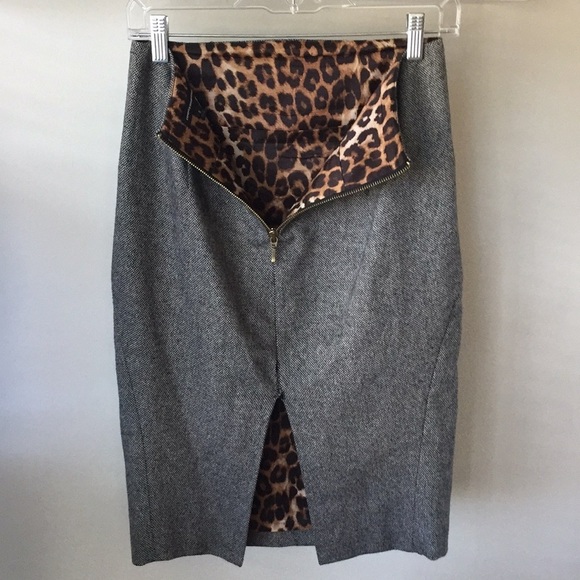 Express tweed harringbone skirt, size 0 - Picture 8 of 8